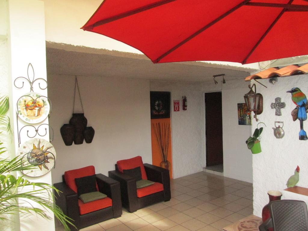 Hotel San Mateo サンサルバドル 部屋 写真