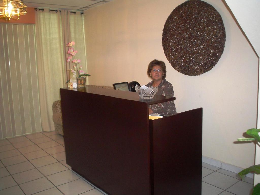 Hotel San Mateo サンサルバドル エクステリア 写真